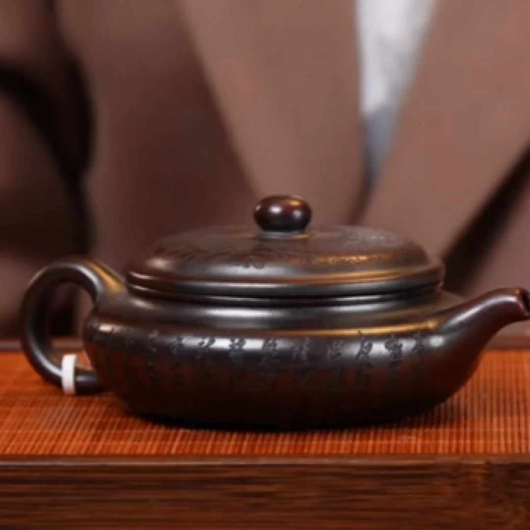 GW110 扁仿古 水晶泥 240cc 紫砂壶