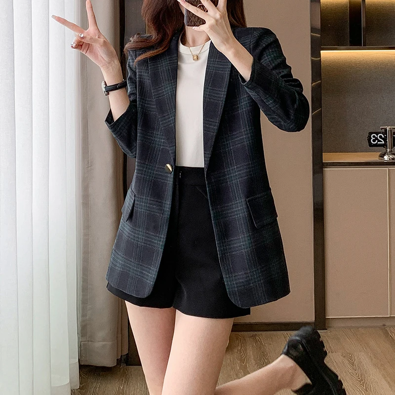 格子小西装外套女款秋冬高级感撞色韩版小个子英伦风修身正肩西服