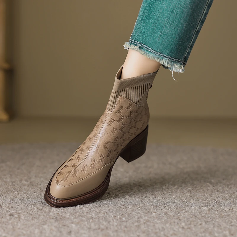 6.5CM手工女鞋~法式复古粗跟尖头马丁靴秋秋冬女士复古尖头马丁靴