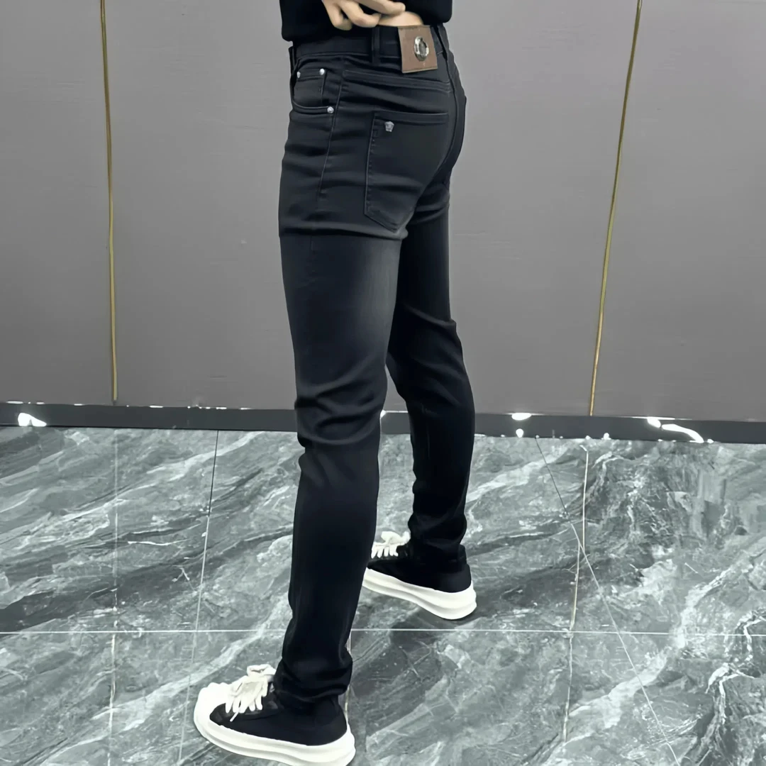 欧货男士轻奢黑色复古加绒加厚秋冬款修身直筒牛仔裤直脚休闲裤男