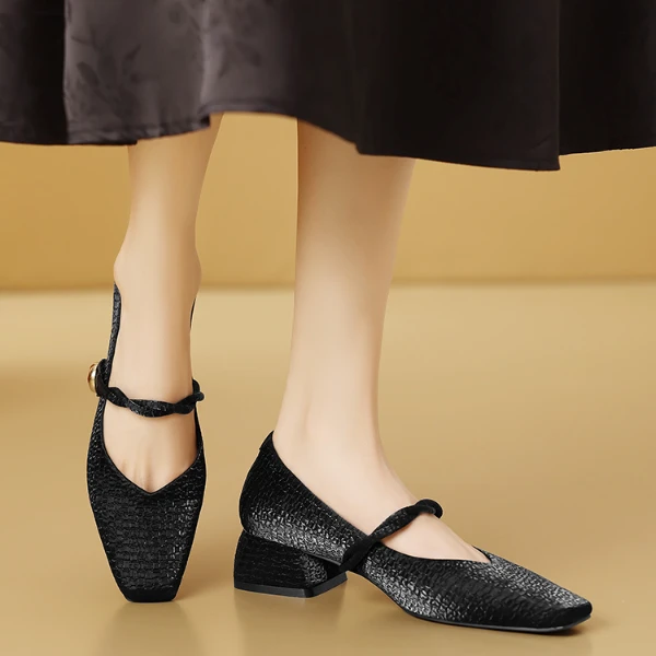 红蜻蜓2024新款女单鞋经典时尚潮流英伦舒适粗跟软底休闲小皮鞋