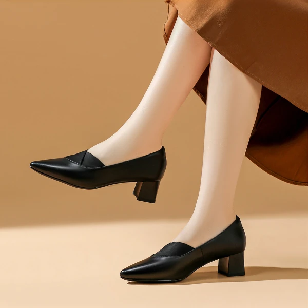 红蜻蜓2024新款女单鞋简约时尚潮流英伦舒适粗跟防滑休闲小皮鞋