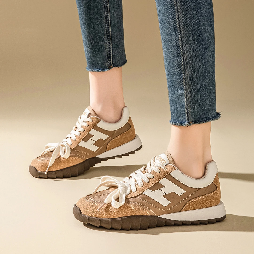 红蜻蜓平底时尚女鞋百搭舒适复古德迅鞋运动圆头软底系带休闲鞋