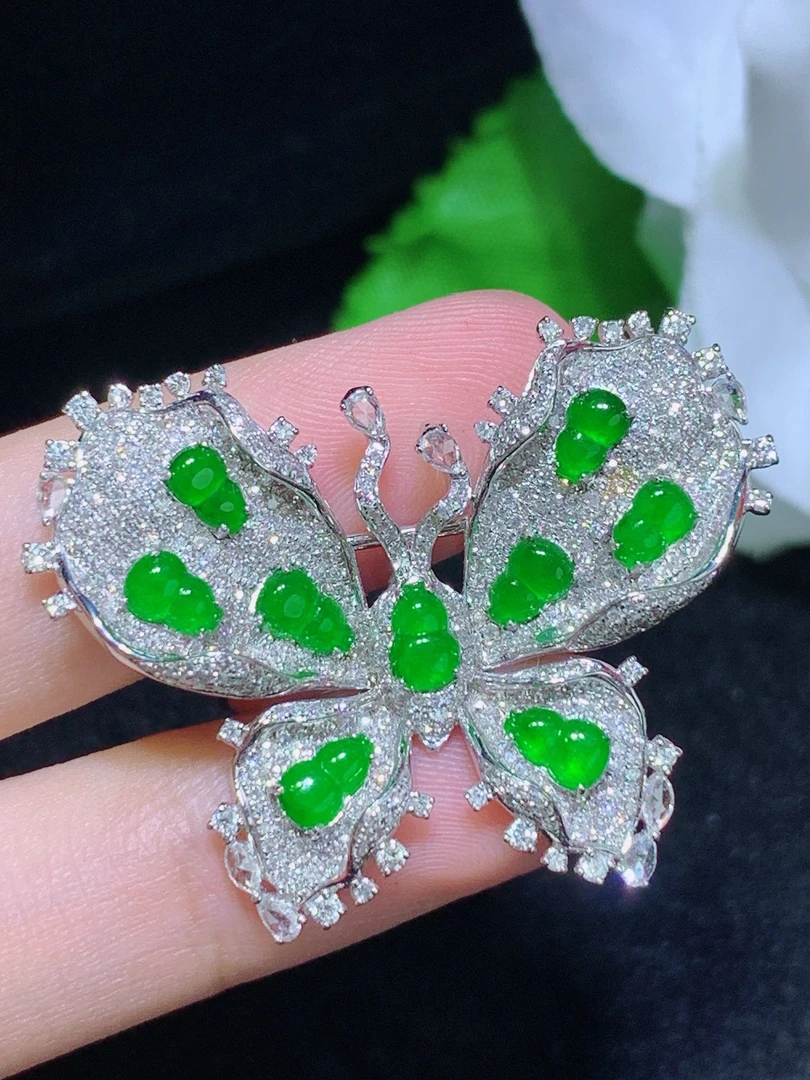 缅甸翡翠A货满绿葫芦吊坠，戒指，胸针三用款