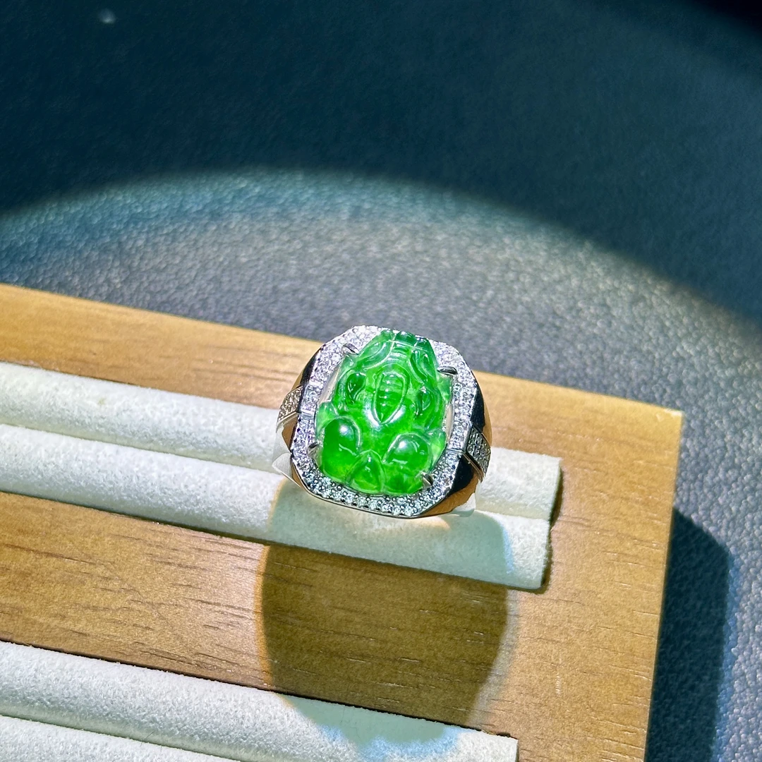 S925银镶冰绿貔貅戒指天然翡翠