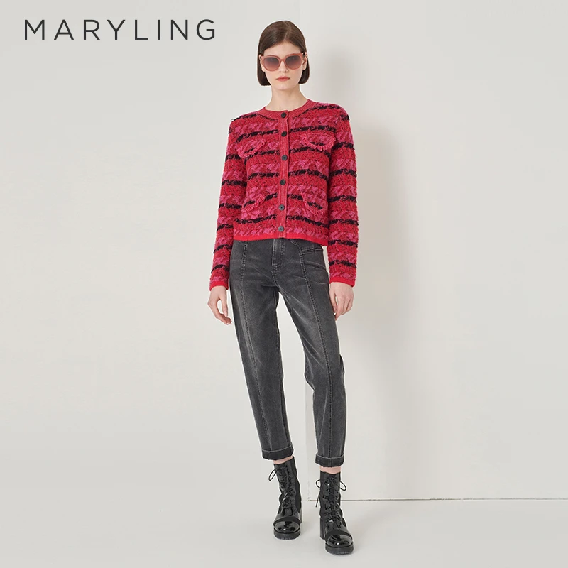 MARYLING玛俪琳冬季莓红格子小圆领四口袋短款针织开衫A1DHW08930