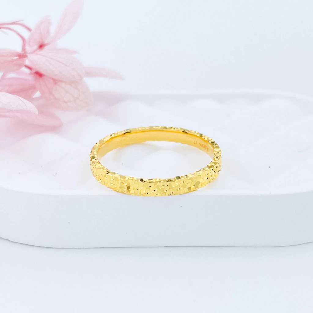 足金三面闪碎冰冰戒指