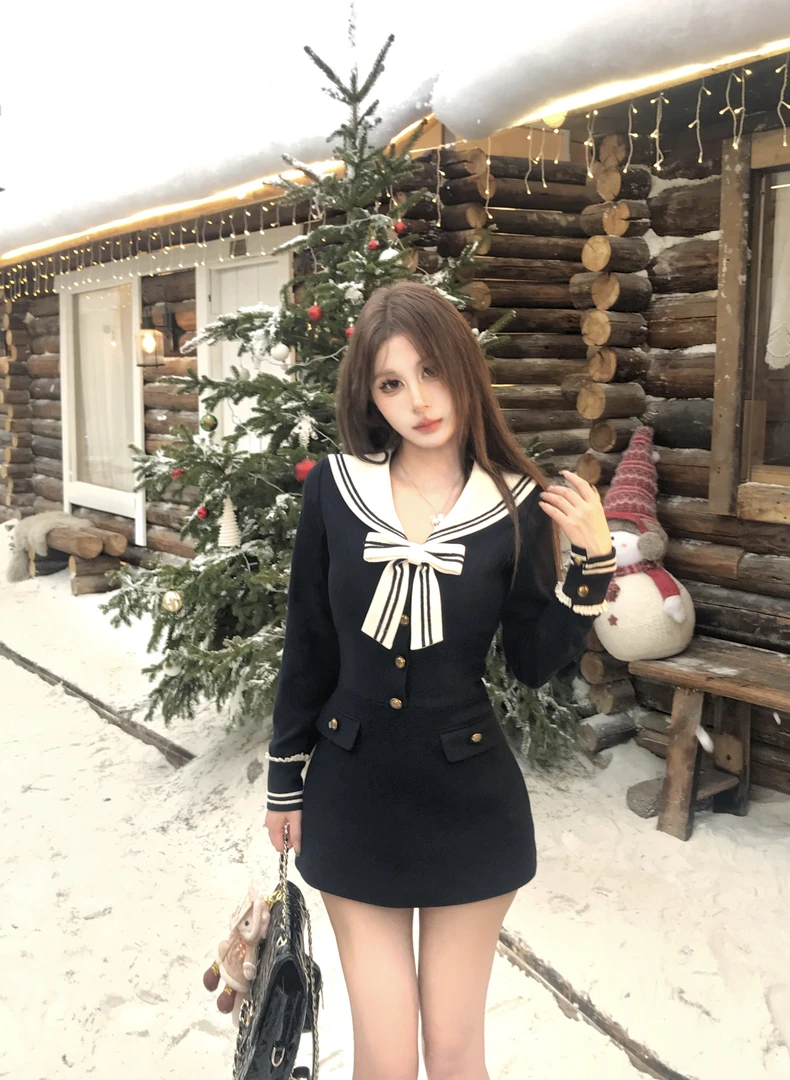 Mejiu【心动学姐】秋冬打底新款连衣裙翻领系甜辣长袖设计显瘦内搭