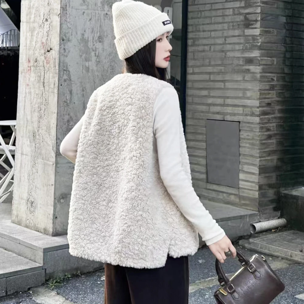 网红时尚百搭无袖毛绒秋冬女士毛毛一体马夹