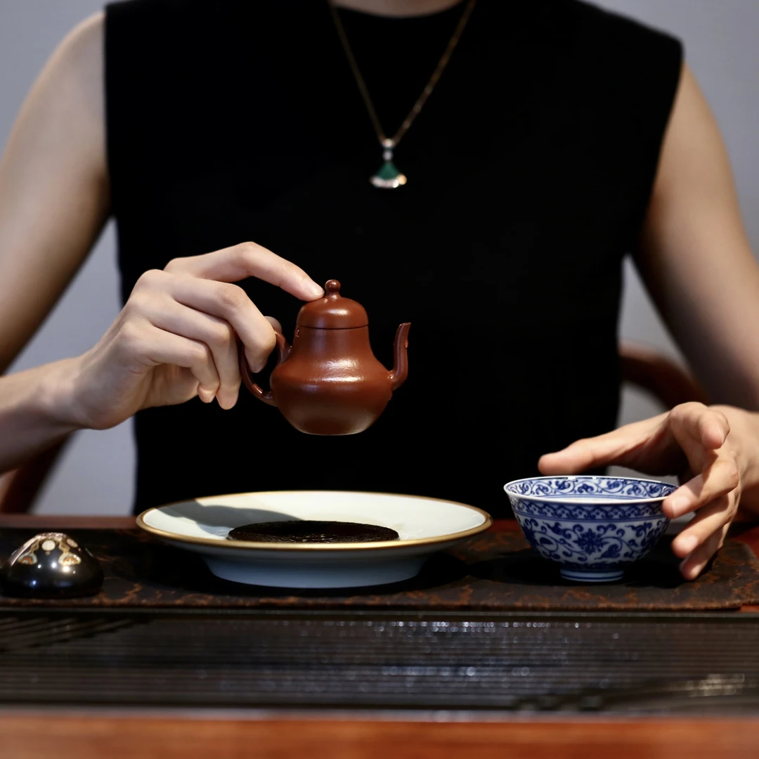 『优美雅致是思婷』必入朱泥文人器 40目粗砂朱泥 沈丹抟制 100CC