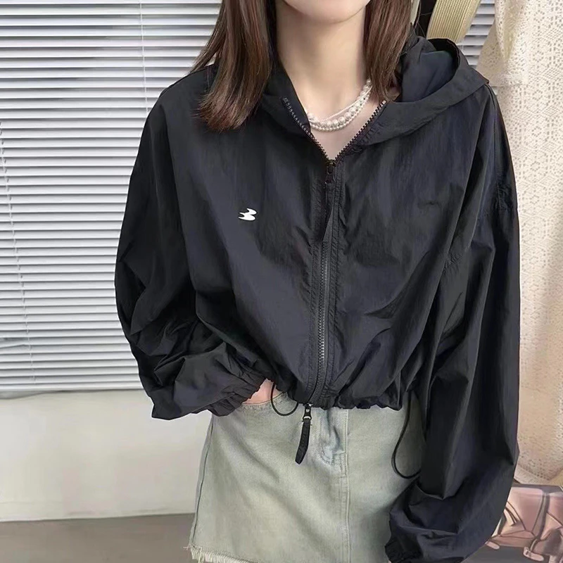 糖果色防晒衣女2025夏季新款冲锋衣外套宽松户外透气运动防晒服潮