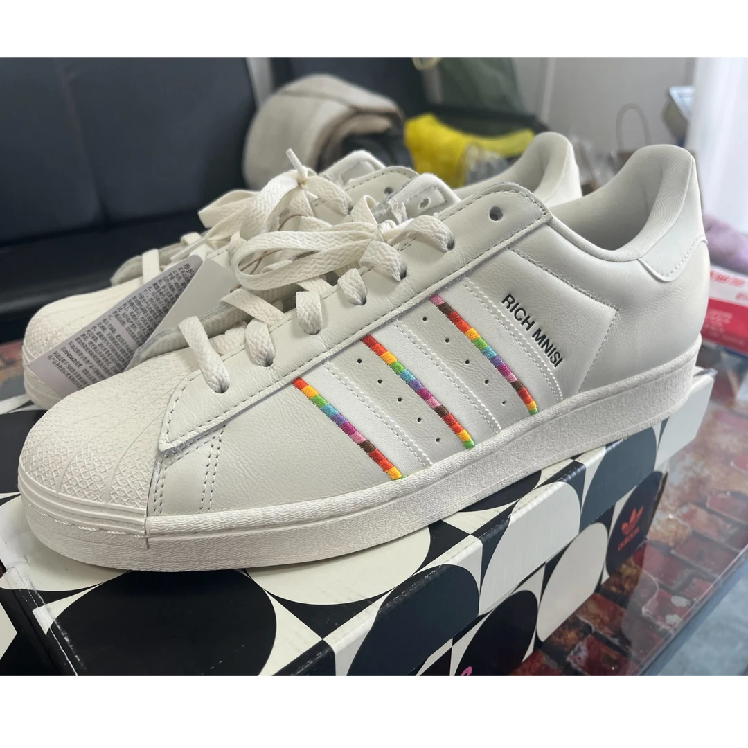 阿迪达斯三叶草新款 贝壳头SUPERSTAR PRIDE RM运动板鞋ID7493