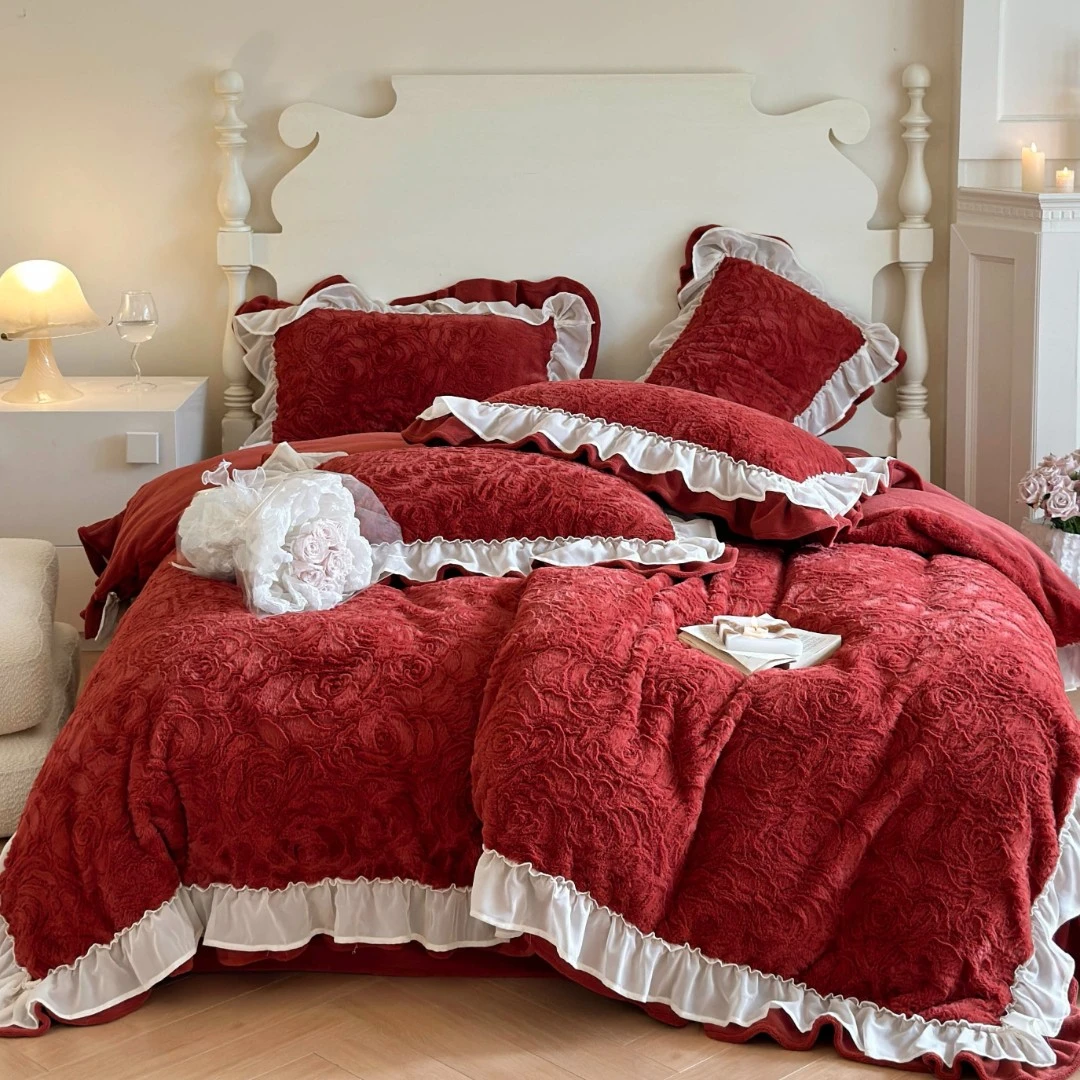 皇后娘娘    轻奢雕花牛奶绒四件套冬季高级感保暖被套床上用品女