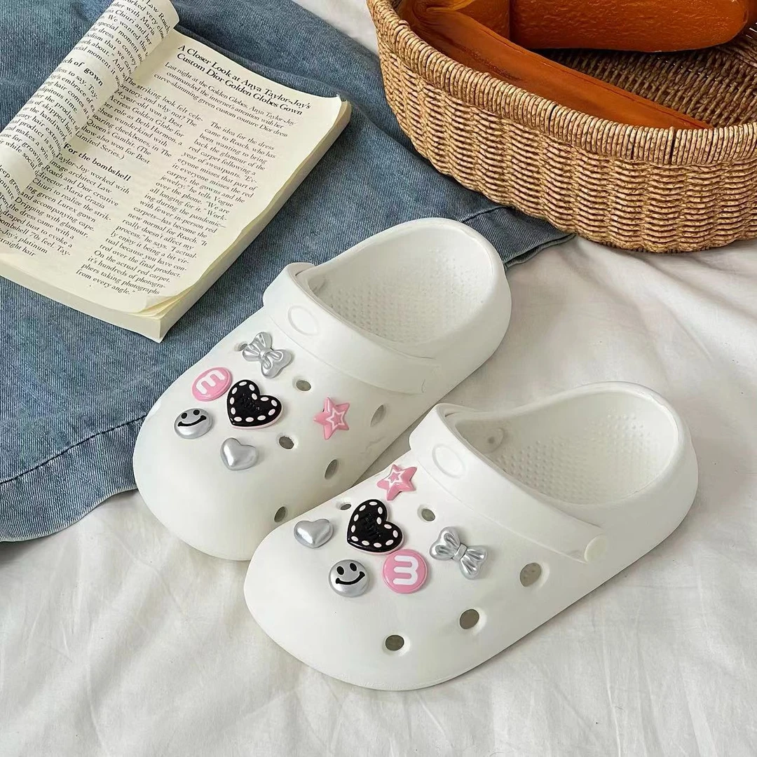 暖之缘金属爱心护士洞洞鞋女可爱卡通凉鞋夏天情侣防滑厚底沙滩鞋