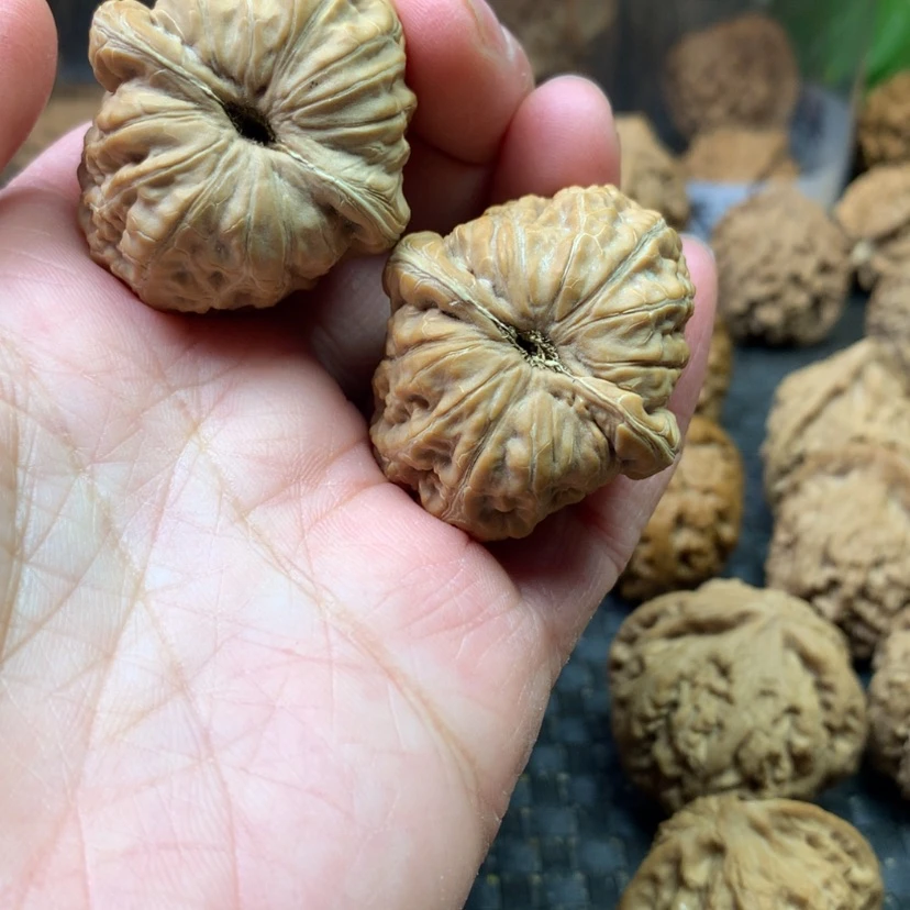 【闪购商品】文玩核桃吊坠子*?元宝