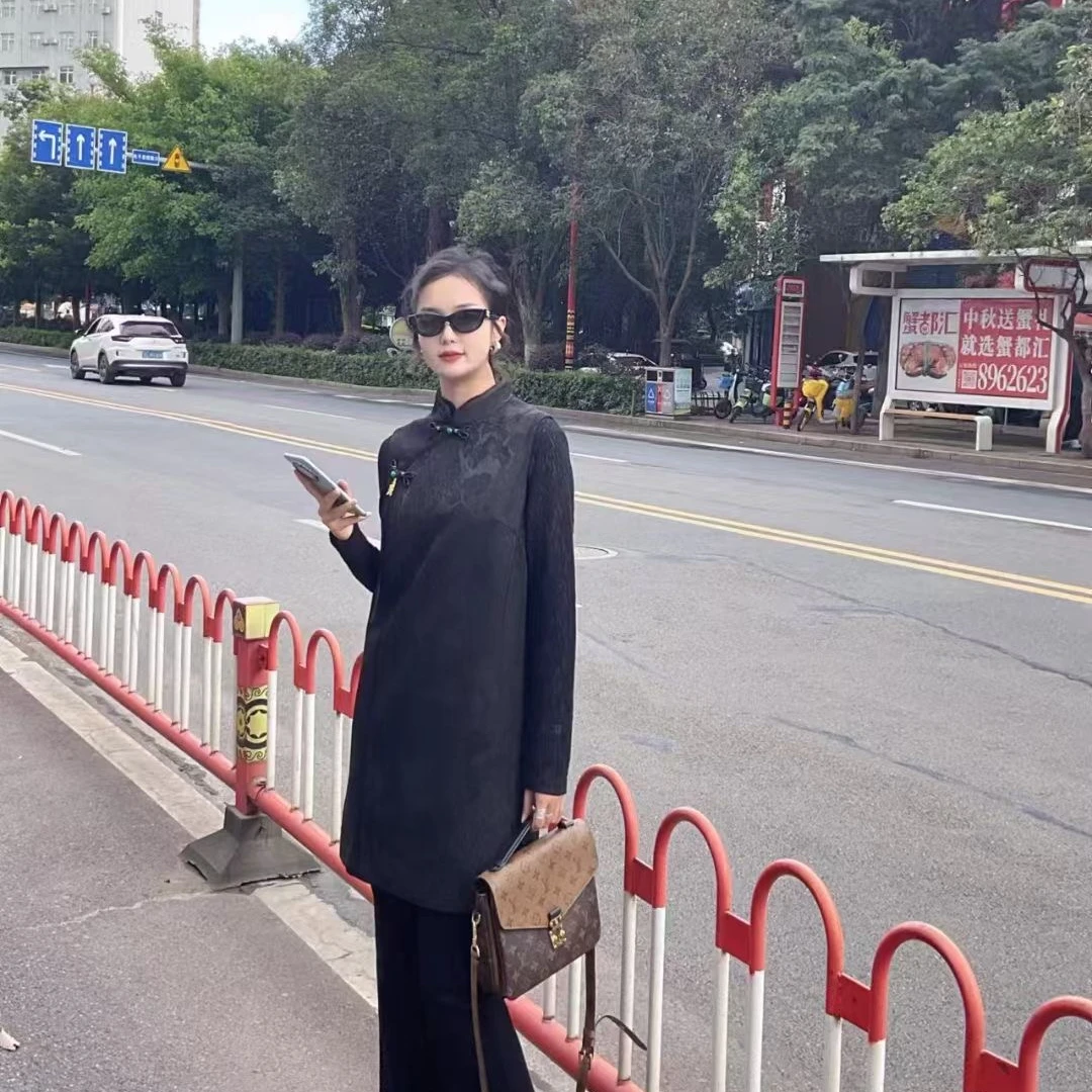 2024冬季新款印花新中式连衣裙