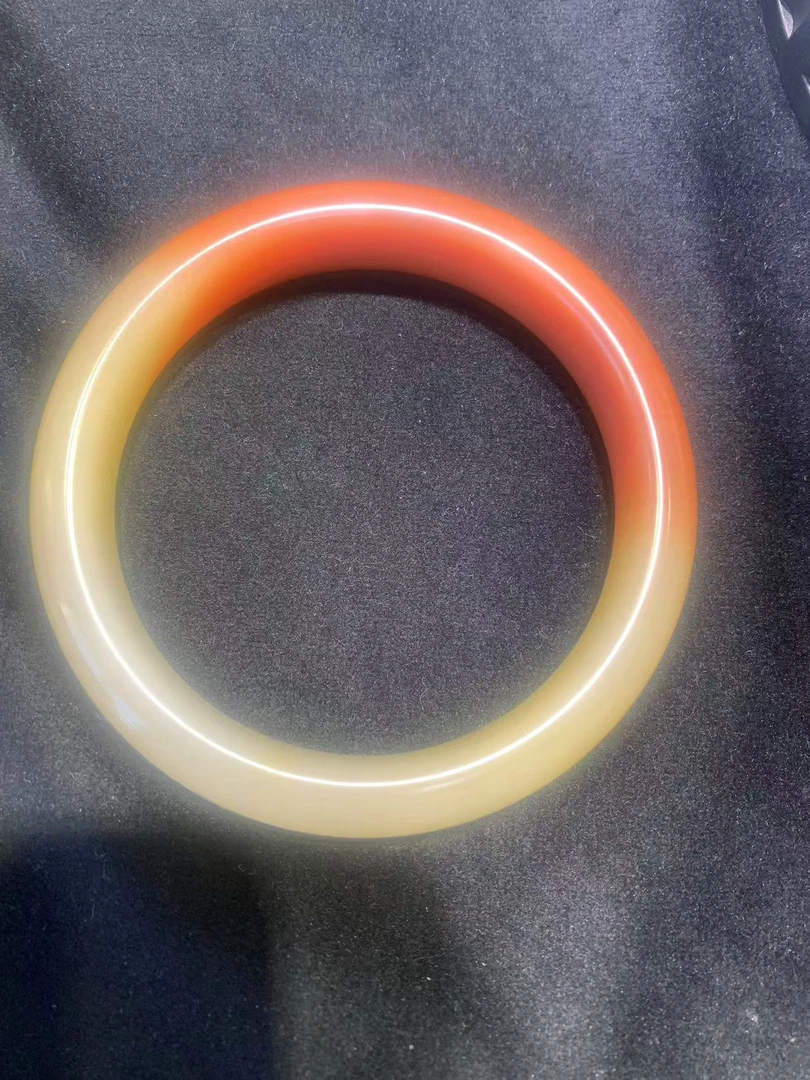 黄龙玉手镯冰红镯