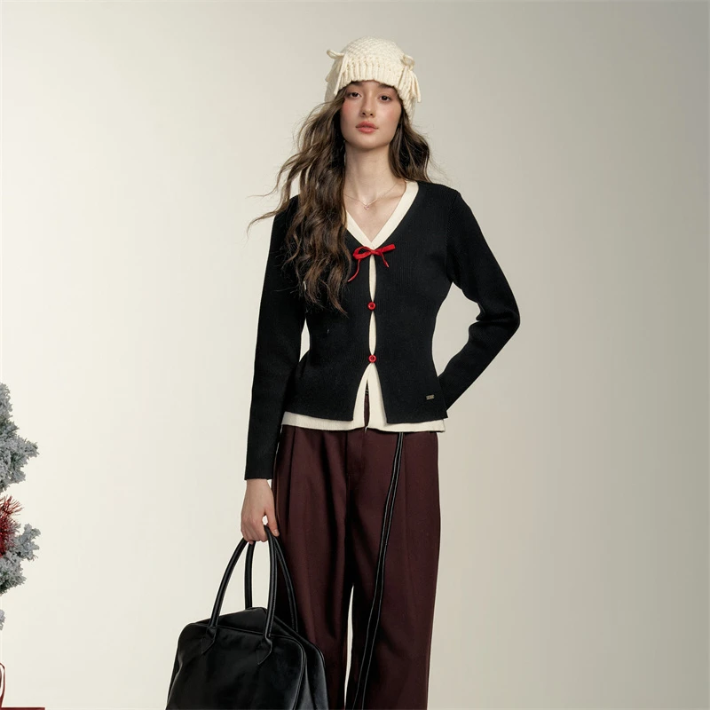 CHILL ZOEY 重叠配方假两件上衣 M624455