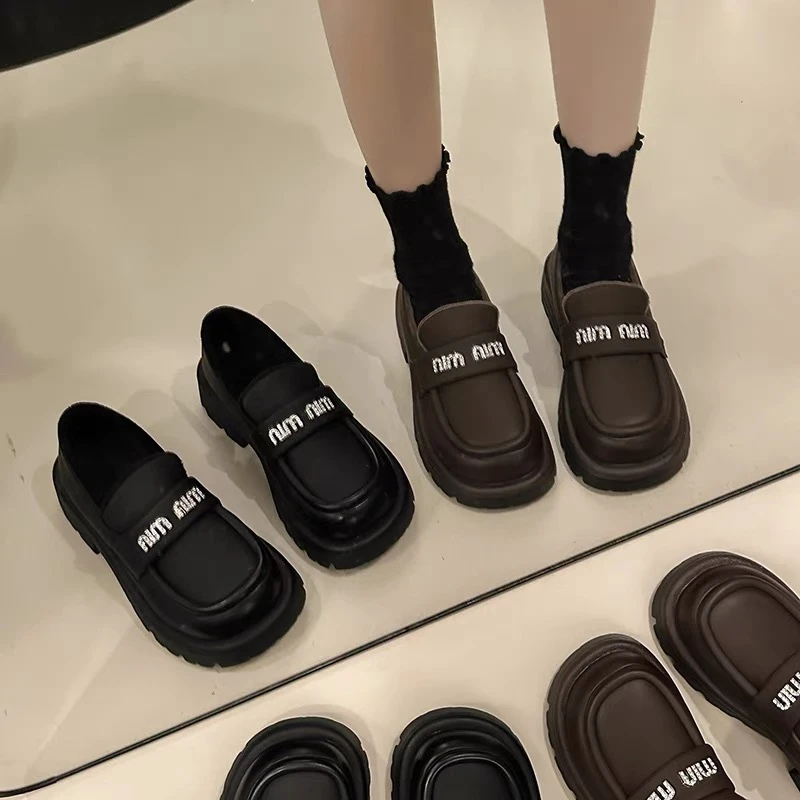 黑色小皮鞋女粗跟厚底2023冬季新款mimi乐福鞋一脚蹬加绒豆豆鞋