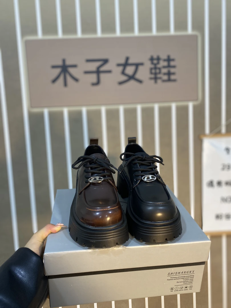 圆头系带小皮鞋女2024春新款英伦风乐福鞋厚底系带粗跟JK学院单鞋