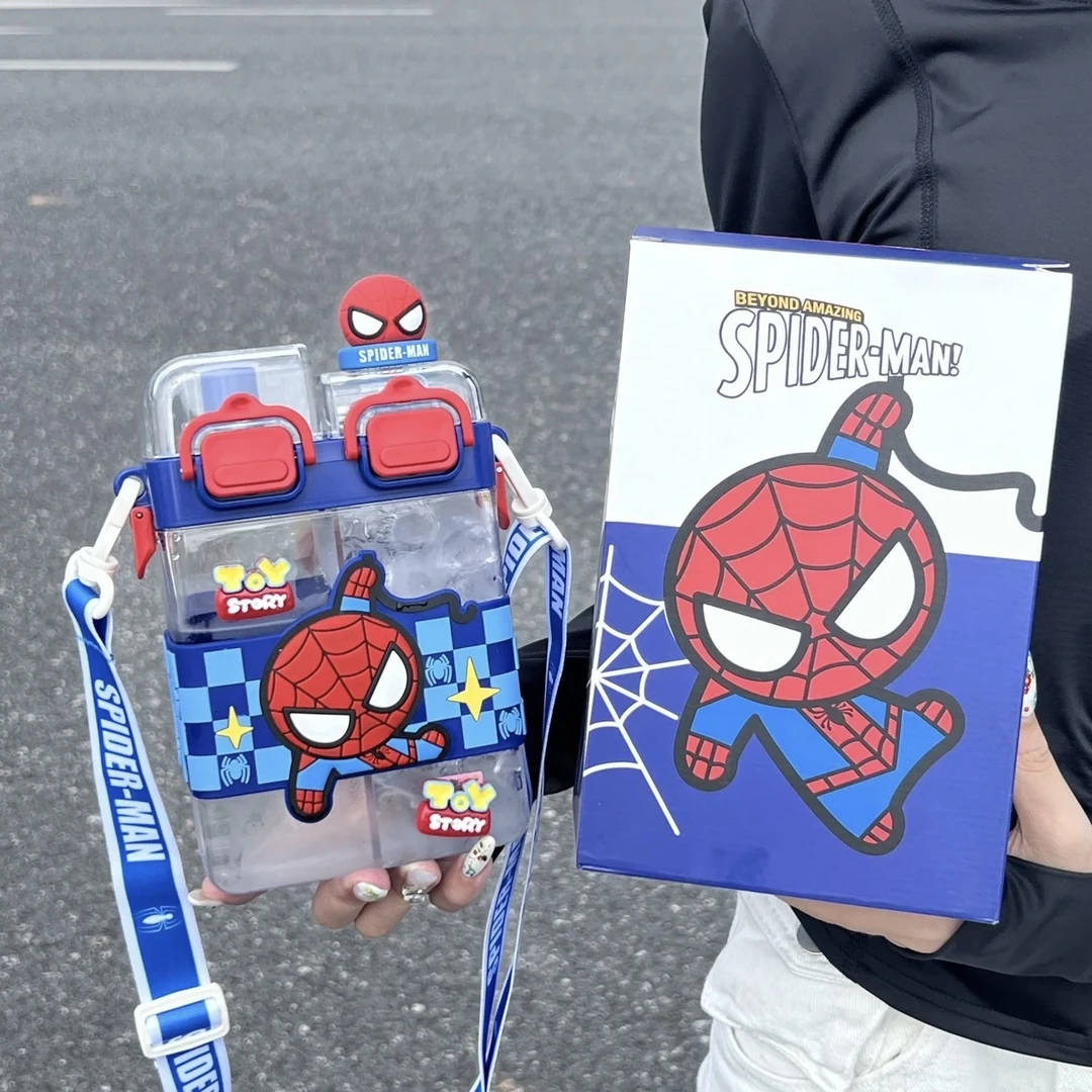 双仓杯大容量网红米奇草莓熊便携直饮两用双饮学生可爱防摔斜跨