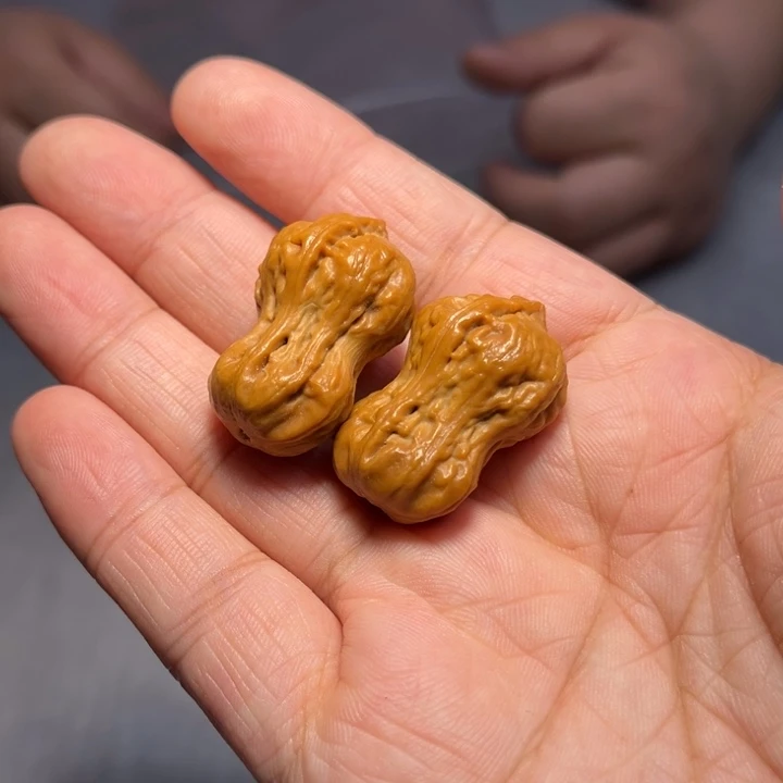 文玩核桃把件花生6689