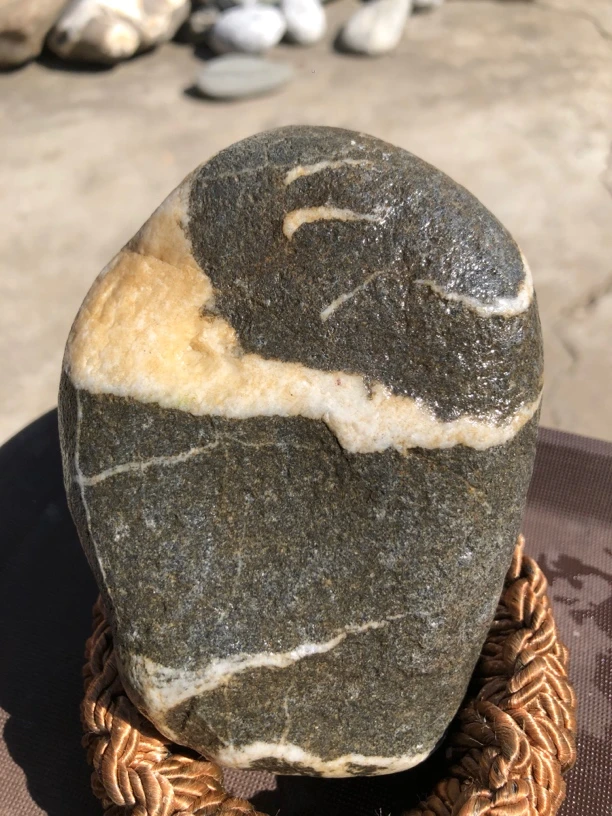 天然饿卵石摆件石头造景石长11宽9厚5厘米重1.0公斤