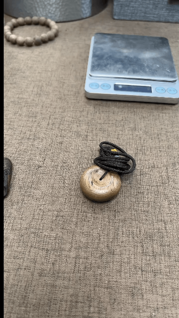 【闪购商品】沉香手串加里曼丹平安扣06026765