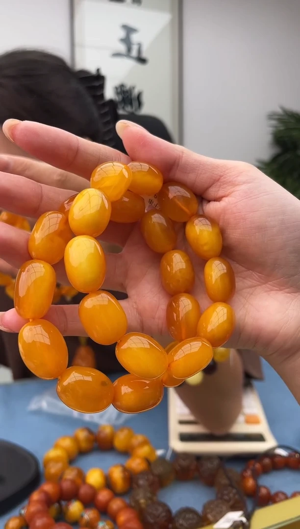 【闪购商品】蜜蜡珠宝奇石未镶嵌假一罚十，多样性发一件025.14