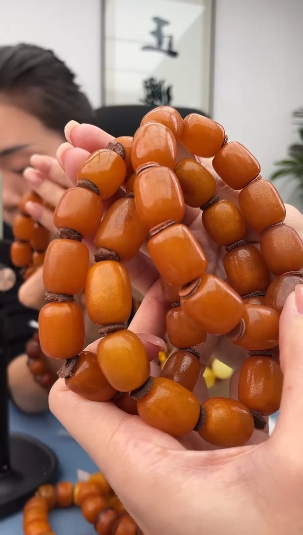 【闪购商品】蜜蜡珠宝奇石未镶嵌假一罚十，多样性发一件028.14