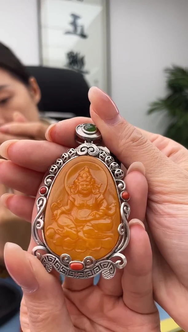 【闪购商品】蜜蜡珠宝奇石银S925镶嵌假一罚十，发一件0