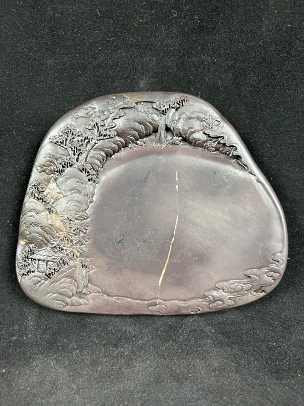 精品端砚《绿水青山砚》-麻子坑，尺寸：13.2x16x2.1cm