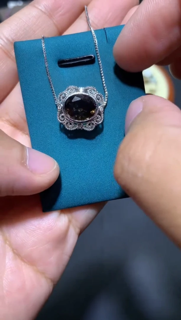 【闪购商品】烟晶颈饰未镶嵌G53【随机发货 只发一个】