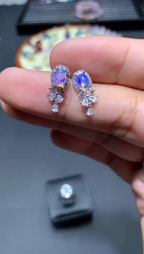 【闪购商品】欧泊珠宝奇石未镶嵌L102