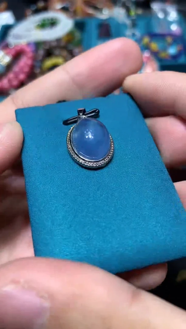 【闪购商品】海蓝宝石颈饰未镶嵌H30