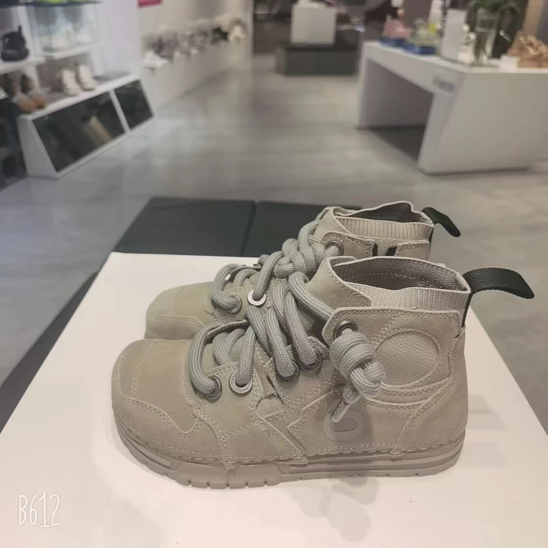 T23340318 OETZI丑萌潮鞋