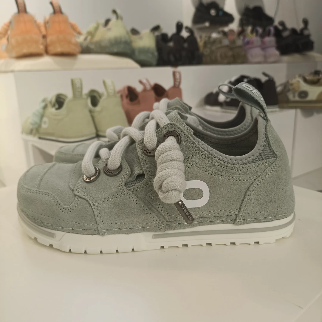 T23340314OETZI冰人奥兹 低帮鞋男 复古丑萌鞋2023秋冬新品简约