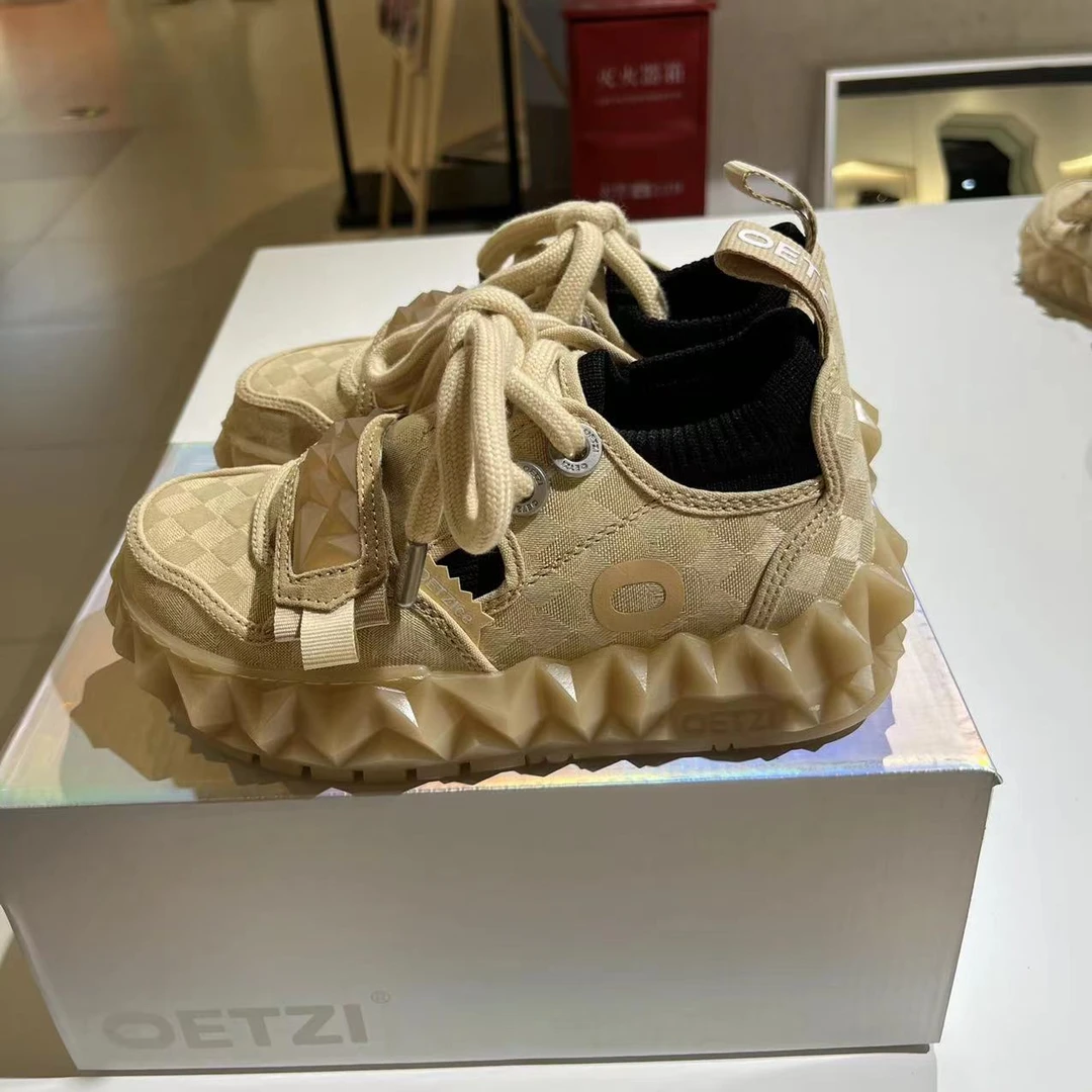 T24340102  OETZI 24年秋季新款丑萌鞋