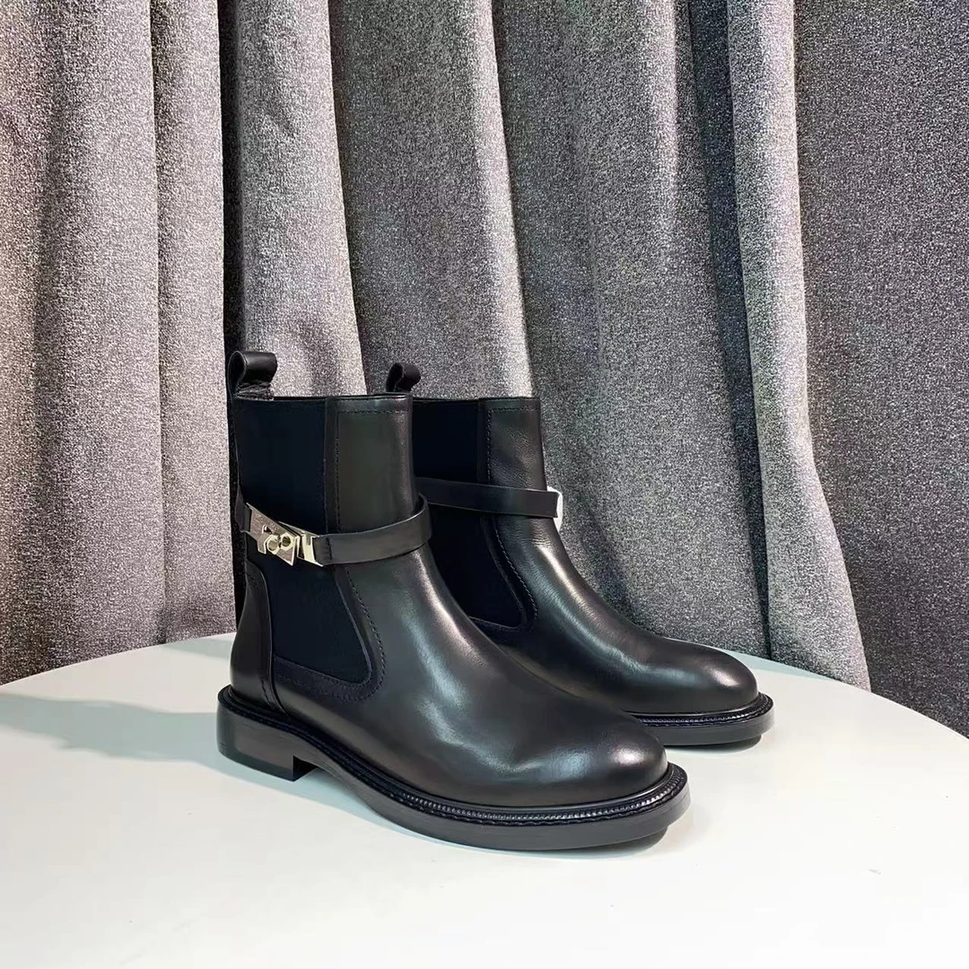 C600 黑色 粗跟厚底圆头厚底超轻时尚短靴  女士烟管靴