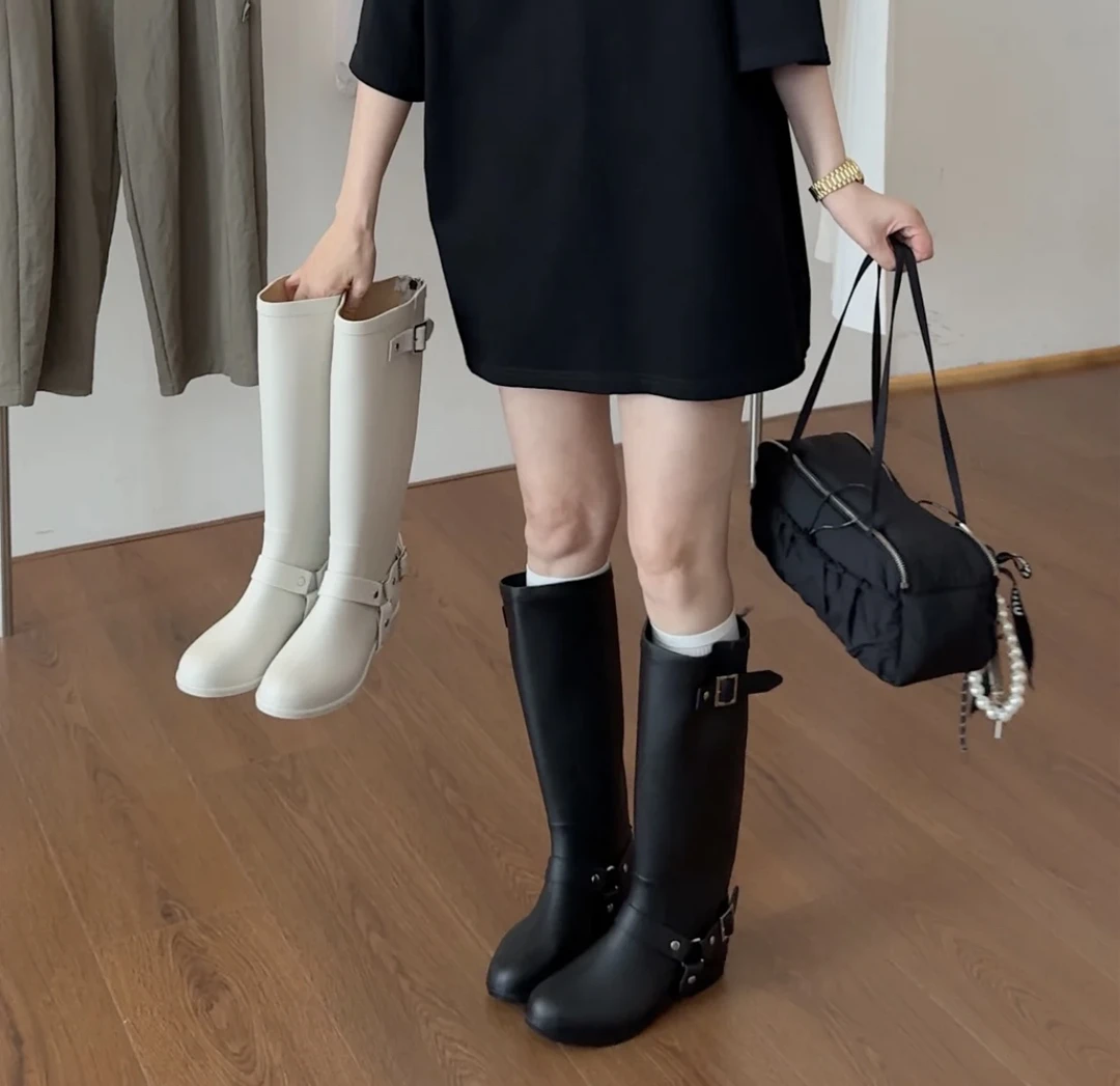 widelia 新款老大同款圆头皮扣长筒雨靴1819