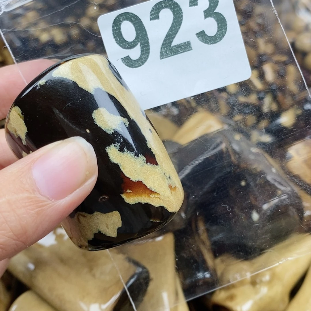 【闪购商品】柳柳木根雕随行923