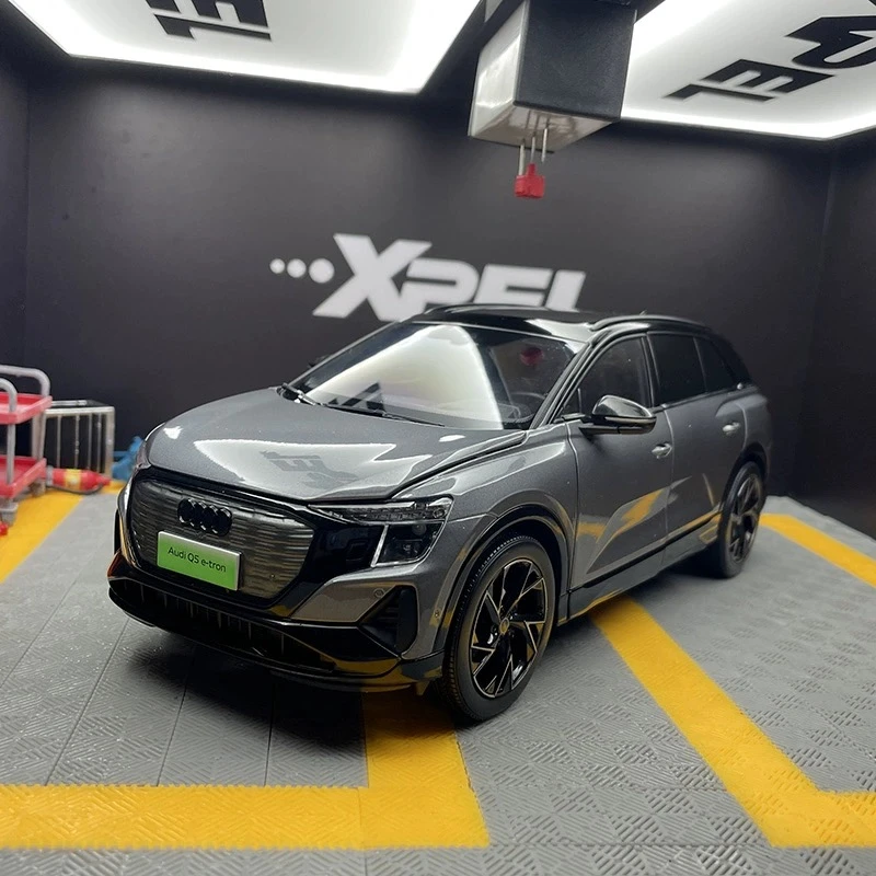 【奥迪 Q5 】收藏级合金汽车模型静态摆件
