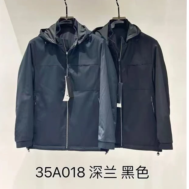 35018       【男士精品】双面穿男士夹克连帽外套