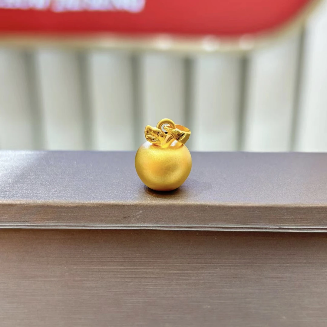 周大生足金金苹果吊坠平安节轻奢时尚编绳磨砂挂坠精美5金女孩INS