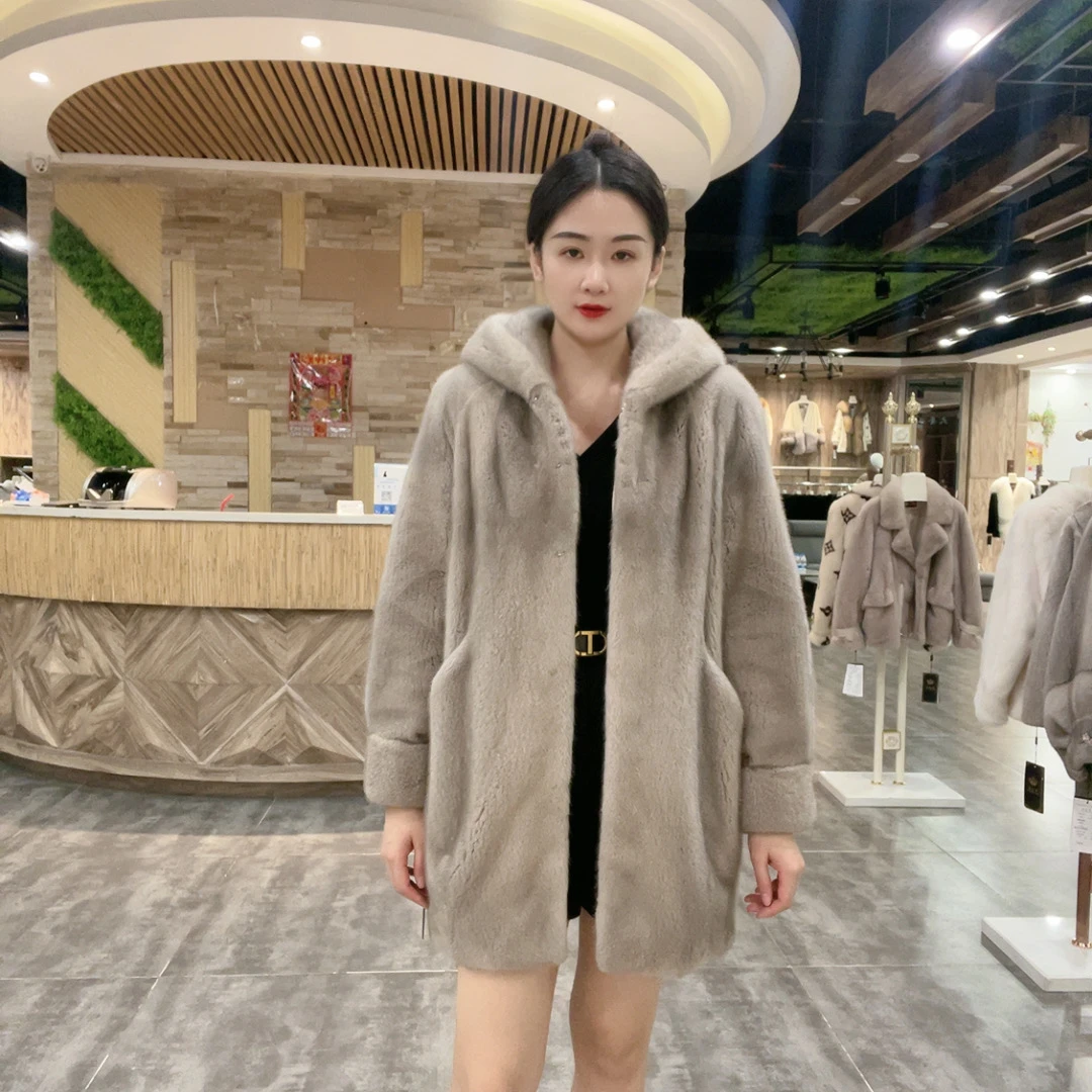 盛亚雪银蓝连帽女款外套