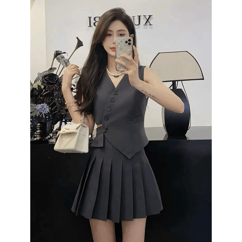 网红时尚设计V领不规则露腰无袖西装马甲高腰百褶裙两件套装女夏