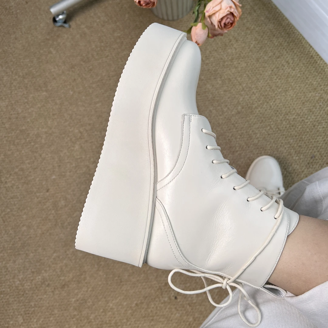 MUMANI/牧玛尼【清仓】马丁靴厚底秋冬欧美真皮白色系带短靴单靴M12