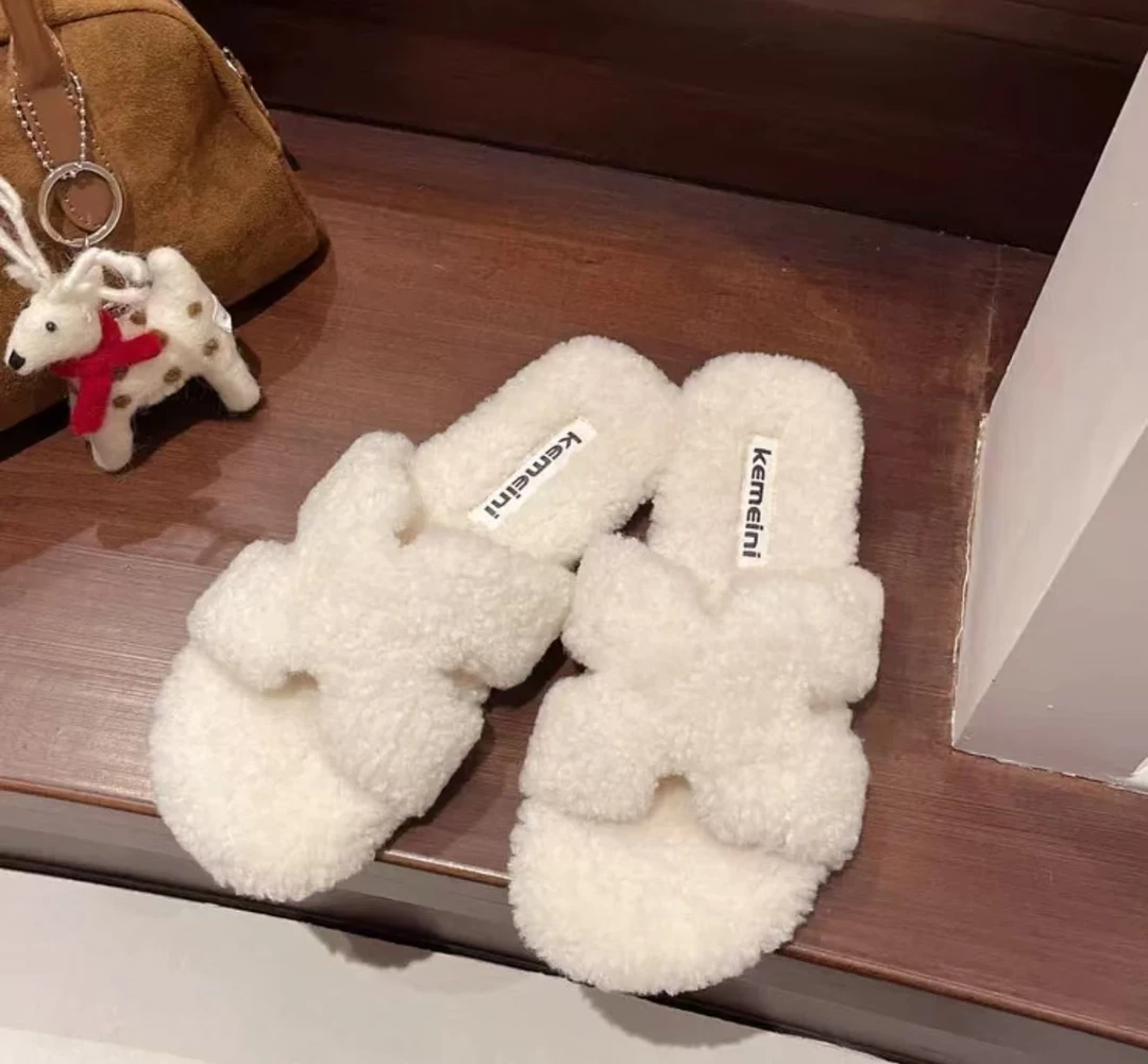 媛媛 设计感外穿一字法式毛毛拖鞋#X0249