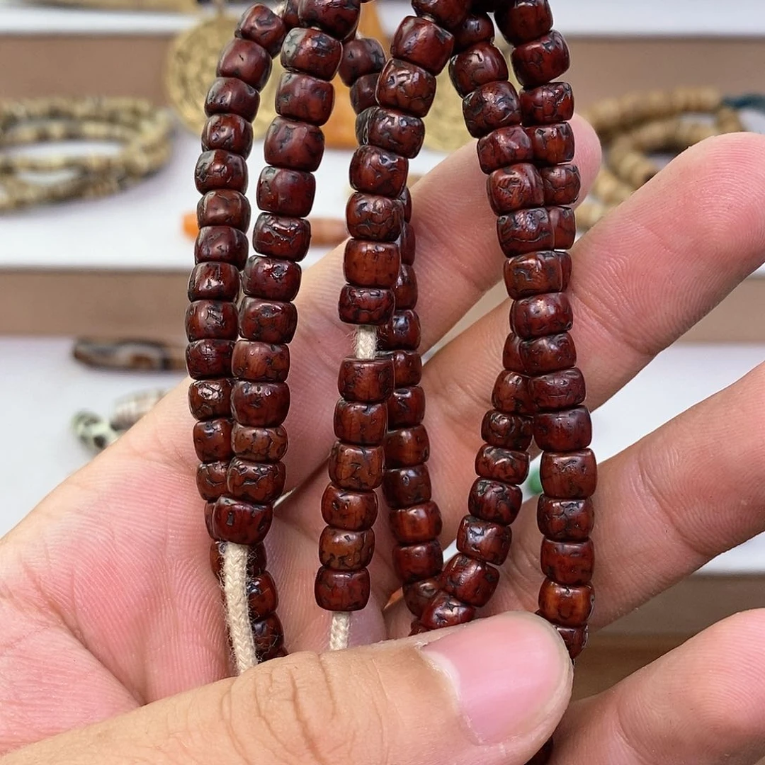 白玉菩提吊坠*️*。。。。。