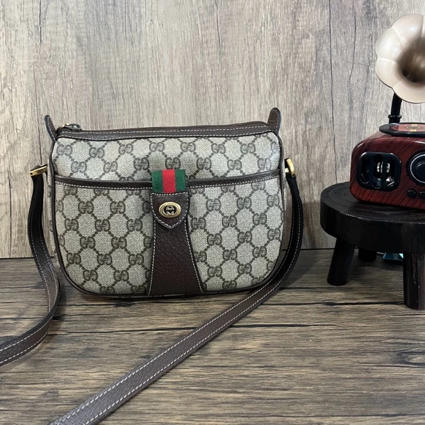 95新 GUCCI/古驰 古驰斜挎小猪包